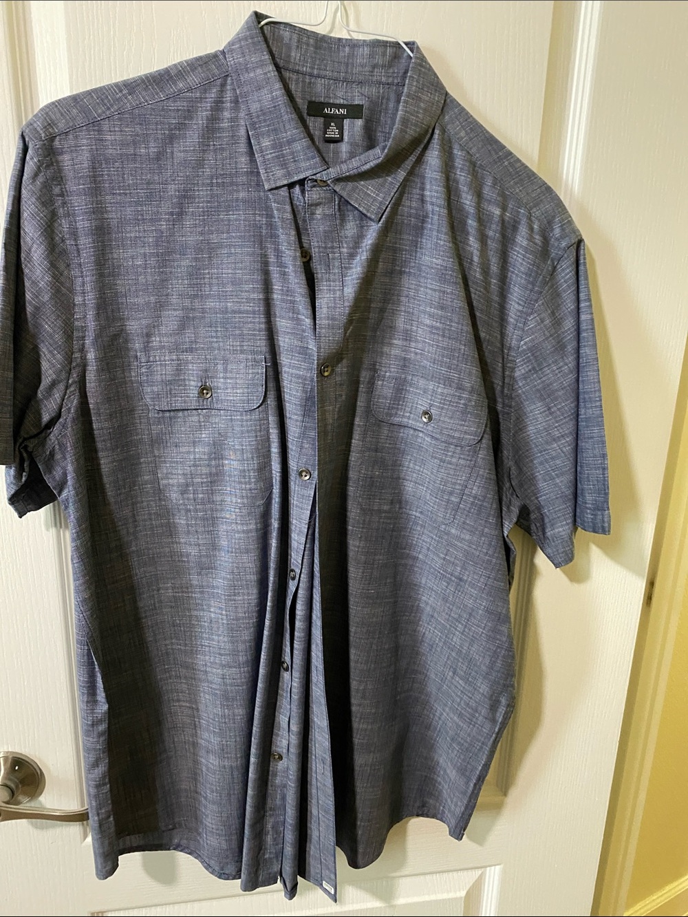Alfani Men’s Heathered Navy Short-Sleeve Button-Down Shirt